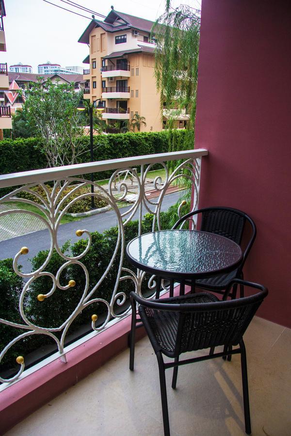 Grande Caribbean Family Apartment Паттайя Экстерьер фото